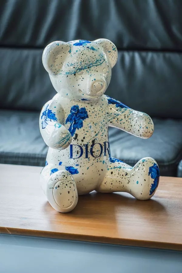 Bild 0 von Pop Art Designer Teddy in weiss / blau